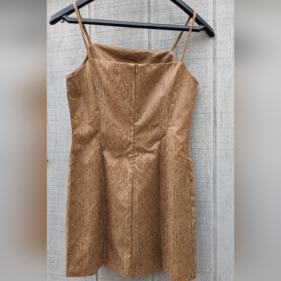 Oak + Fort Dress. Size M - Picture 2 of 5